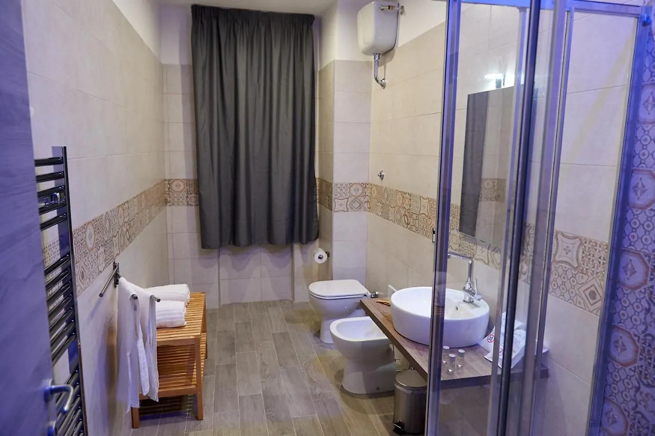 Napoli Regina Bed & Breakfast 2*, Naples